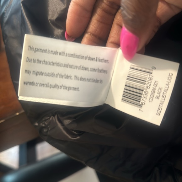 BCBGMaxazria Puffer Coat - Picture 9 of 9